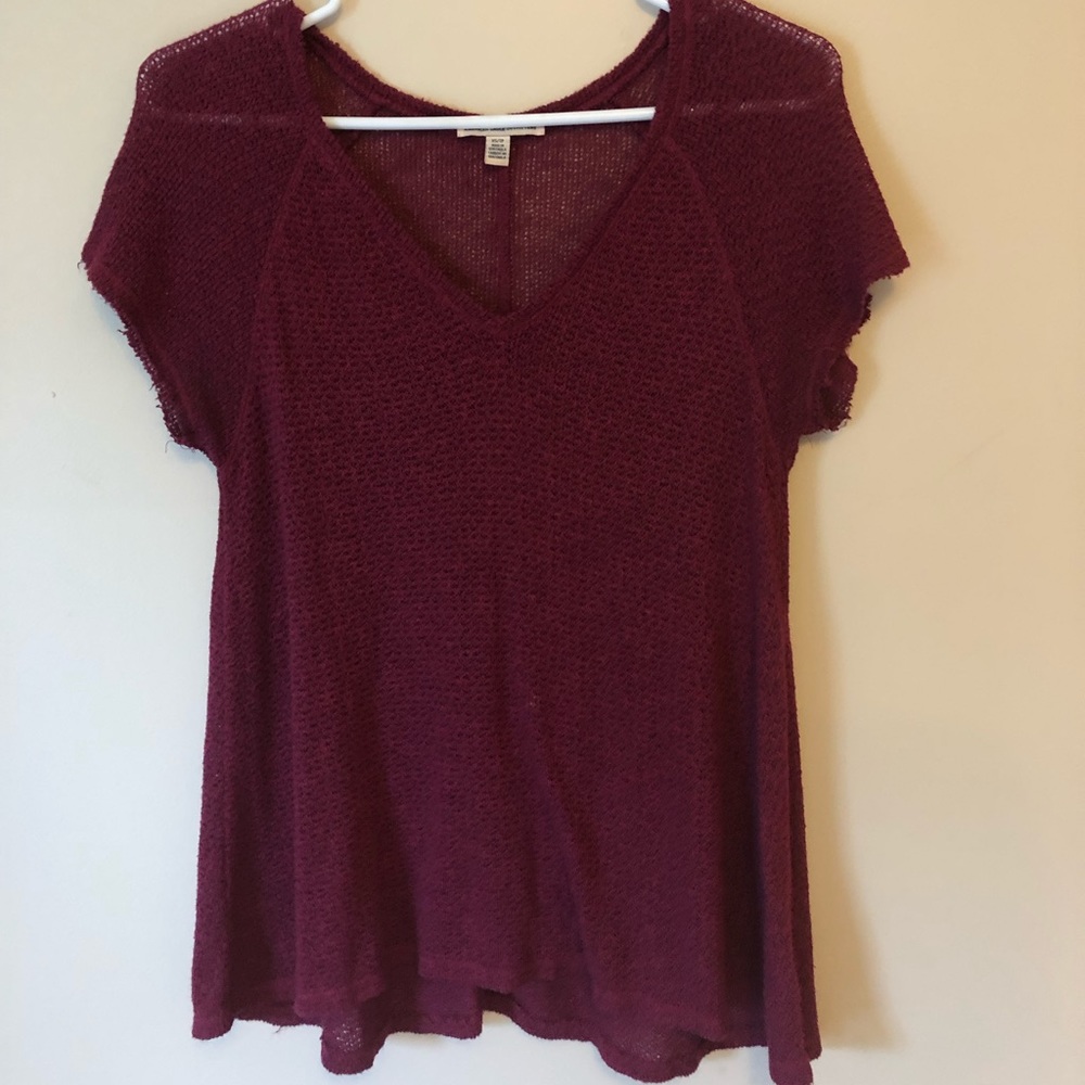 burgundy knit american eagle tee
